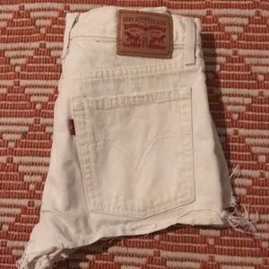 Levi shorts
